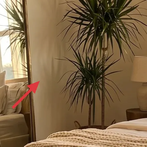 arched wall mirror